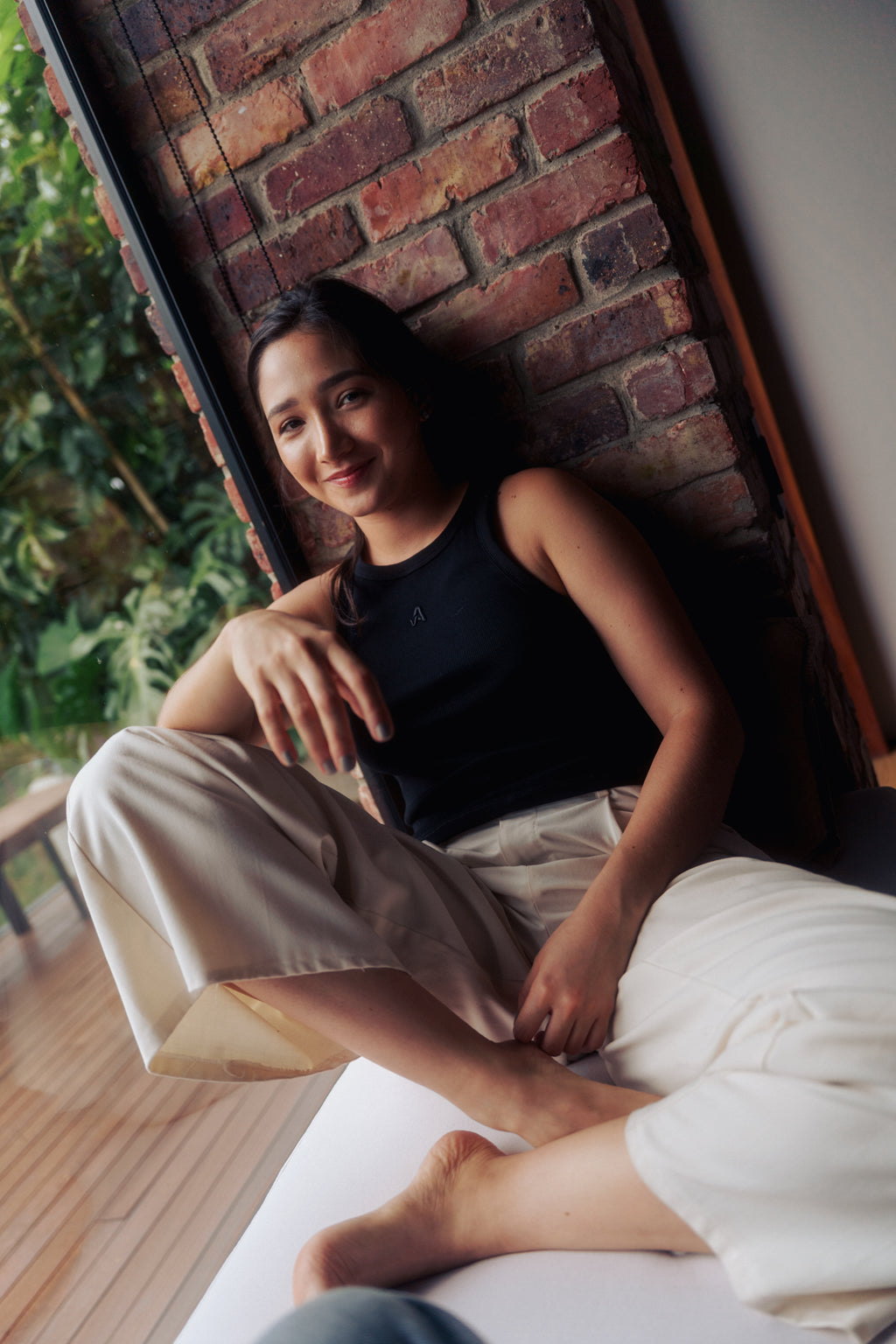 NIDIA TANK TOP BLACK